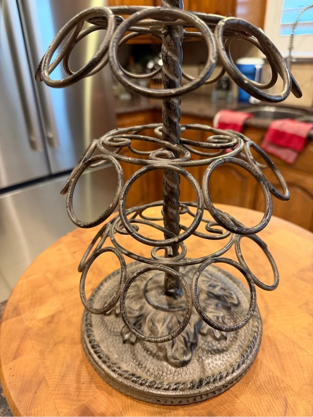GG Collection Metal Coffee Pod Carousel Holder in Antique Bronze